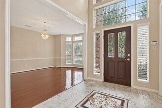 5907 Indian Hills Ln in Sugar Land, TX - Building Photo - Building Photo