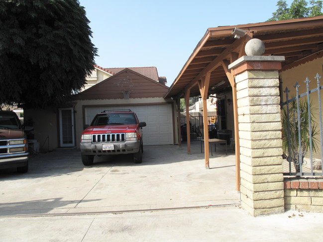 3910 Maxson Rd in El Monte, CA - Building Photo - Building Photo