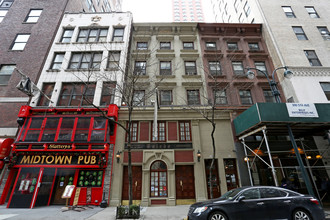 6 E 36th St in New York, NY - Building Photo - Building Photo