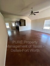 7318 Mistletoe Trail in Granbury, TX - Building Photo - Building Photo