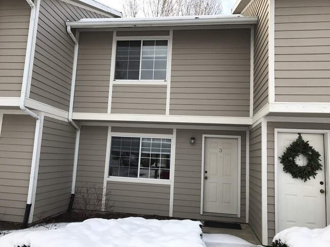 property at 2801 Highcliff Ct