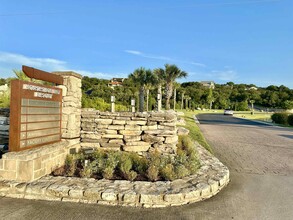 108 Horizon in Horseshoe Bay, TX - Building Photo - Building Photo