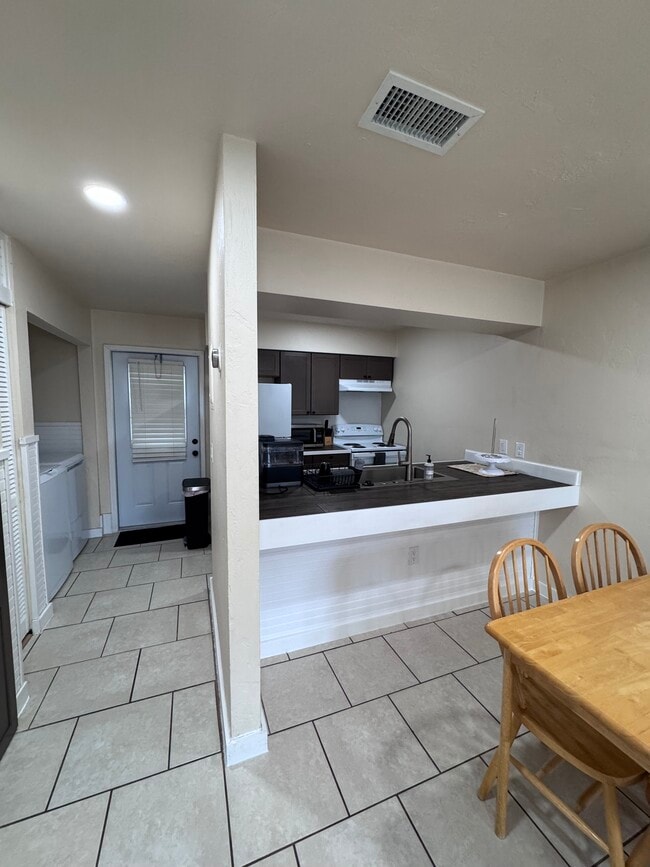 1826 SW 69th Terrace in Gainesville, FL - Building Photo - Building Photo