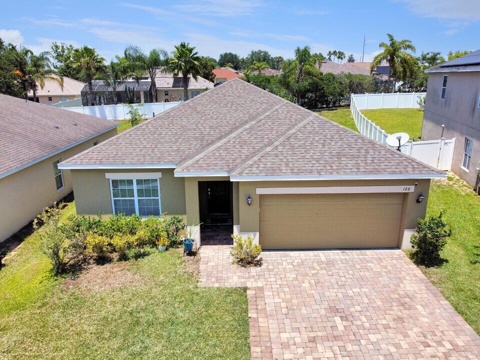 188 Williamson Dr in Davenport, FL - Building Photo