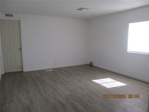 1585 Vereda Ln in Fort Mohave, AZ - Foto de edificio - Building Photo