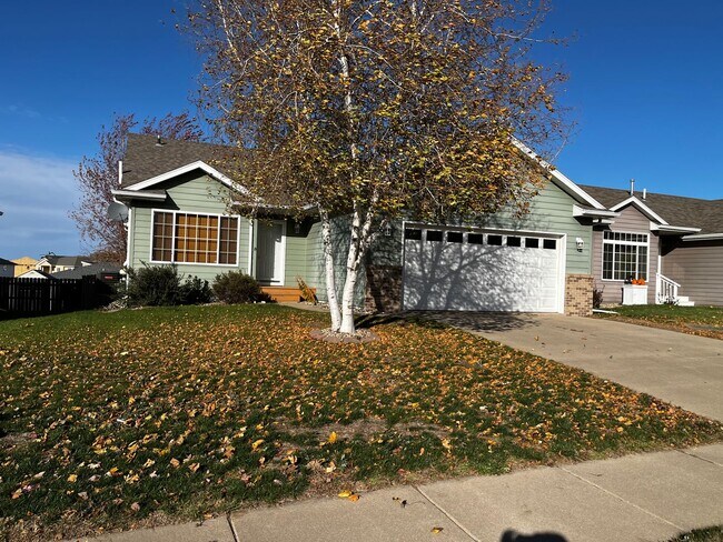 5600 W Teem St in Sioux Falls, SD - Building Photo - Building Photo