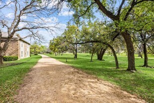 10616 Mellow Meadow Dr in Austin, TX - Building Photo
