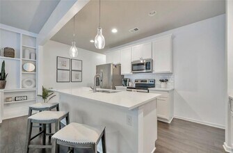 378 Mulberry Row in Atlanta, GA - Building Photo - Building Photo