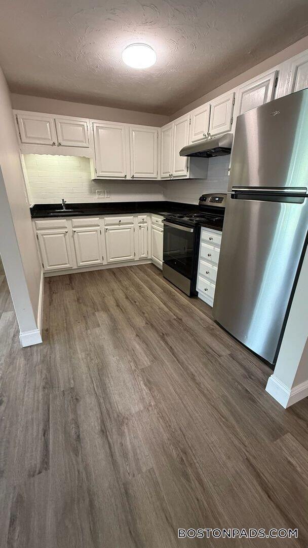 310 Thompson Rd
