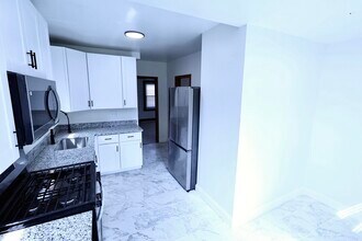 450 Stanton Ave in Akron, OH - Building Photo - Building Photo