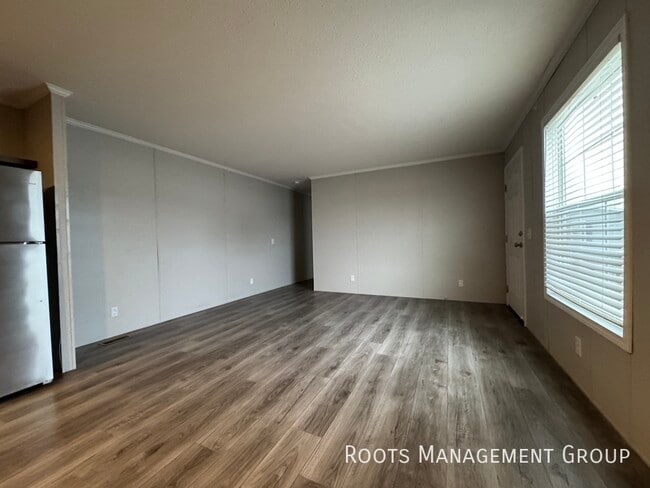 1010 Reservation Rd in Hays, KS - Building Photo - Building Photo
