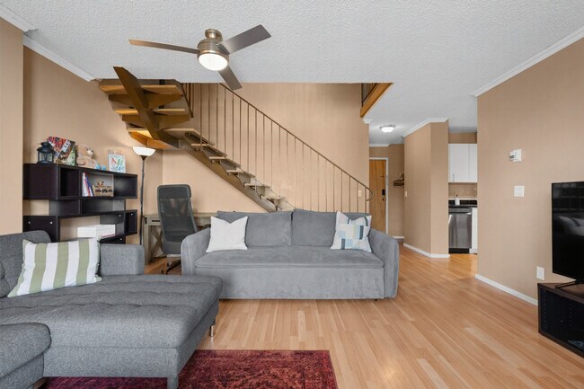 4944 Dalton Dr, Unit SI ID1314550P in Calgary, AB - Building Photo - Building Photo