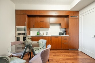 31 Bales Ave in Toronto, ON - Building Photo - Building Photo