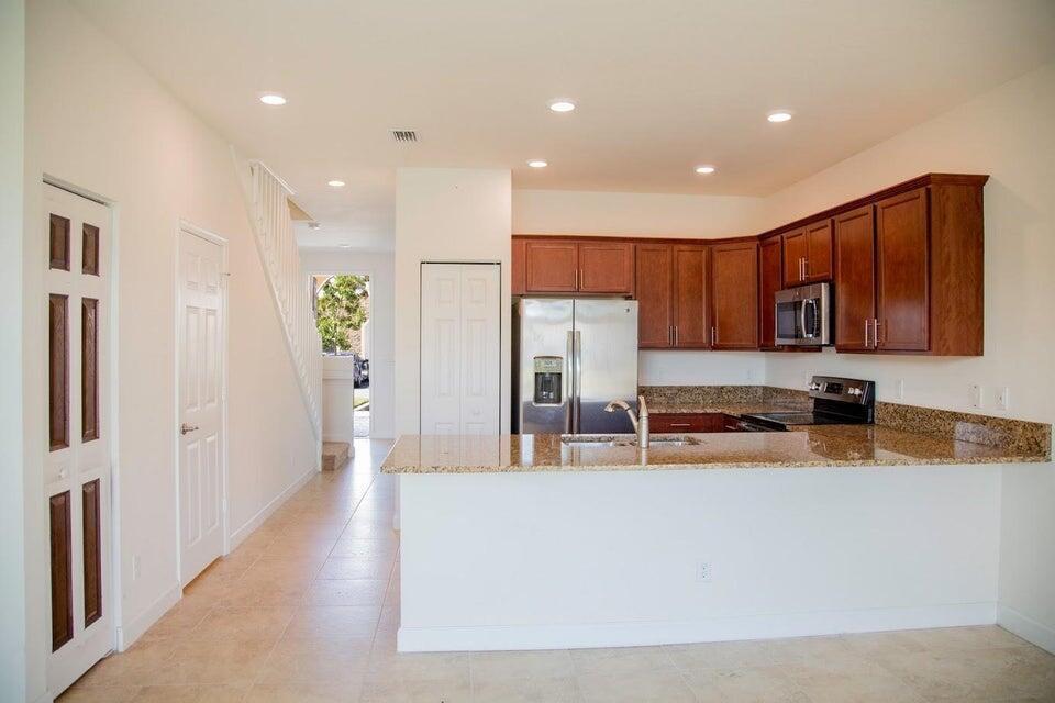 4324 Maybelle Ln in West Palm Beach, FL - Foto de edificio