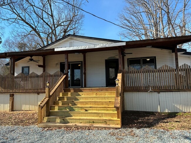 property at 4729 Boyd Griffin Rd