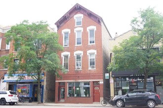 1839 W Chicago Ave in Chicago, IL - Building Photo - Building Photo