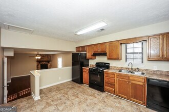 284 Independence Dr in Jonesboro, GA - Building Photo - Building Photo