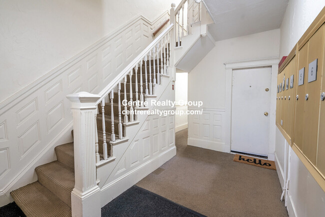 9 Myrtle St in Boston, MA - Building Photo - Building Photo
