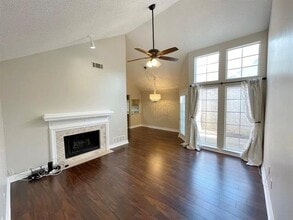 3147 Royal Gable Dr in Dallas, TX - Building Photo - Building Photo