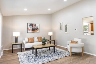 2437 Deer Trl in Green Bay, WI - Building Photo - Building Photo