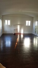 5428 Edgewood Pl, Unit 1212 in Los Angeles, CA - Building Photo - Building Photo