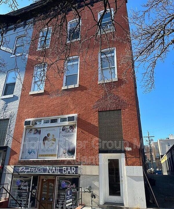 2118 N Charles St in Baltimore, MD - Building Photo