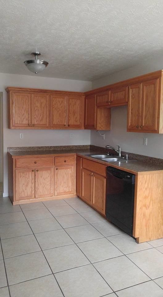 657 Roy Bridges Rd in Leesville, LA - Building Photo - Building Photo
