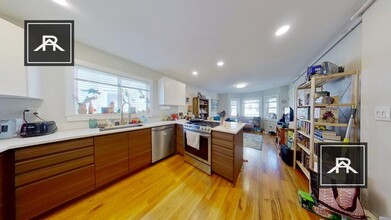 167 Boylston St in Boston, MA - Building Photo - Building Photo
