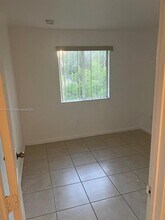 2466 SE 15th Pl in Homestead, FL - Building Photo - Building Photo