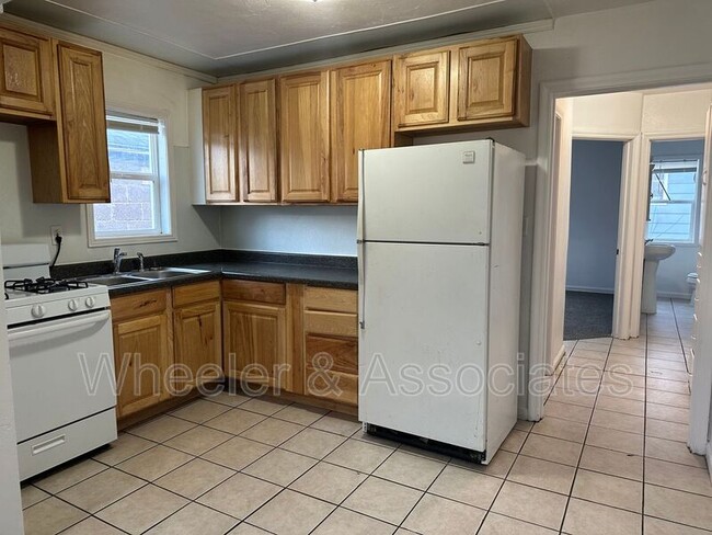 property at 2564 Porter Ave