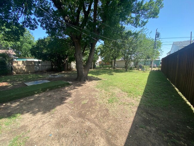 4622 Stigall Dr in Dallas, TX - Building Photo - Building Photo