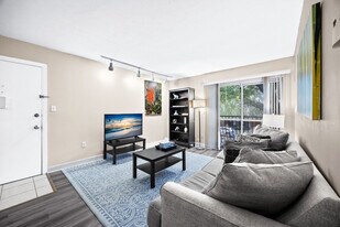 1700 SW 16th Ct, Unit SI ID1359114P in Gainesville, FL - Building Photo