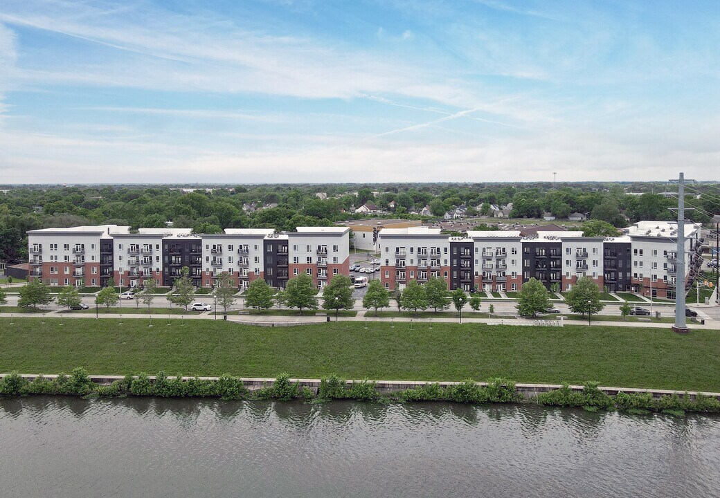 Riverview in Indianapolis, IN - Building Photo