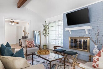 2011 Trailview Ct in Norman, OK - Building Photo - Building Photo