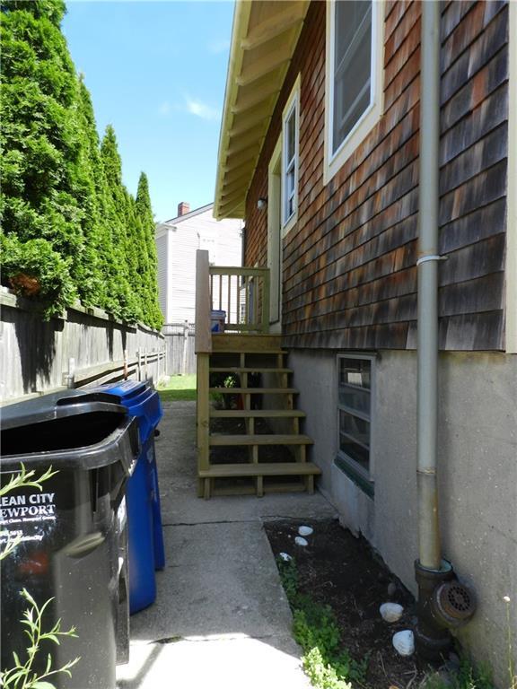 60 Farewell St in Newport, RI - Building Photo - Building Photo