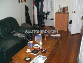 71 Harvard Ave in Boston, MA - Foto de edificio - Building Photo