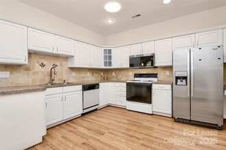 11357 Olde Turnbury Ct in Charlotte, NC - Building Photo - Building Photo