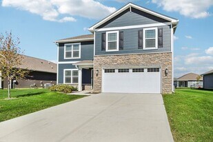 667 Marsh Aster Dr in Greenfield, IN - Building Photo
