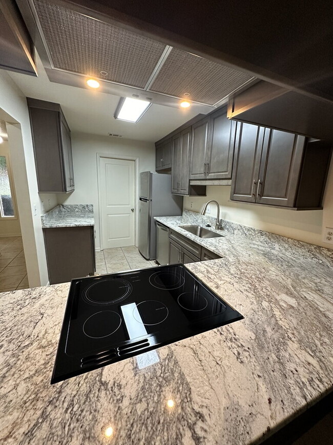 122 Scottwood Dr SE in Fort Walton Beach, FL - Building Photo - Building Photo