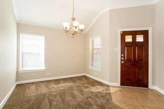 1711 Manchester Crossing Dr in Fresno, TX - Building Photo - Building Photo