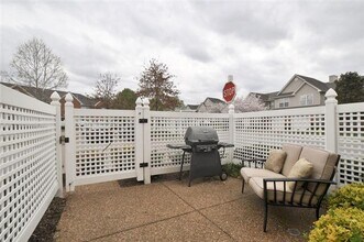 400 Bembridge Ln in Franklin, TN - Building Photo - Building Photo