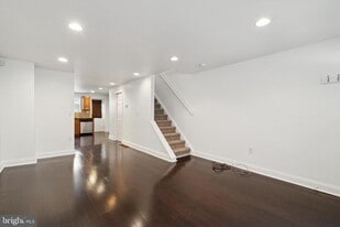 2205 League St in Philadelphia, PA - Building Photo