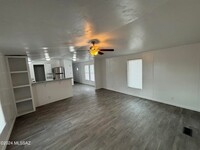 4120 S Frank Dr, Unit 2 in Tucson, AZ - Building Photo - Building Photo