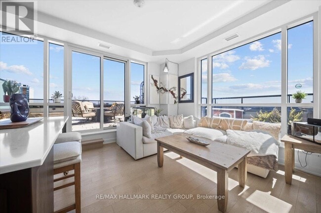 property at 560 Rideau St