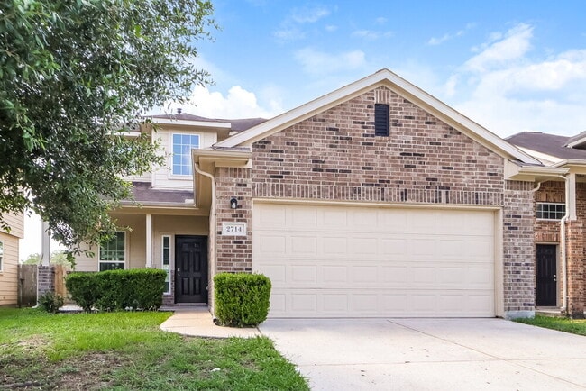 property at 2714 Mesquite Ridge Dr