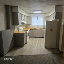 321 Allan Ave, Unit 321 in Owatonna, MN - Building Photo - Building Photo