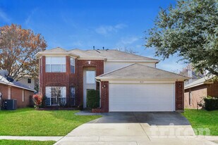 821 Stafford Station Dr in Saginaw, TX - Building Photo