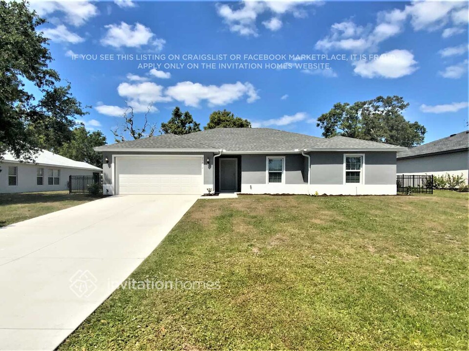 25912 Prada Dr in Punta Gorda, FL - Foto de edificio
