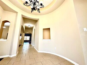 512 Brown Juniper Way in Round Rock, TX - Building Photo - Building Photo