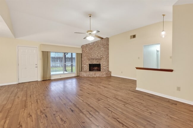 property at 21623 Crescent Heights St